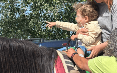 La Fundación porqueViven consolida en Aragón su taller de equinoterapia para familias en cuidados paliativos pediátricos